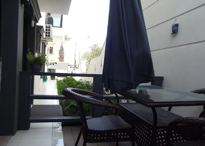 萨特雷区套房公寓 Çeşme