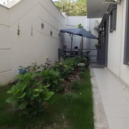 Saatli Apartamento Çeşme